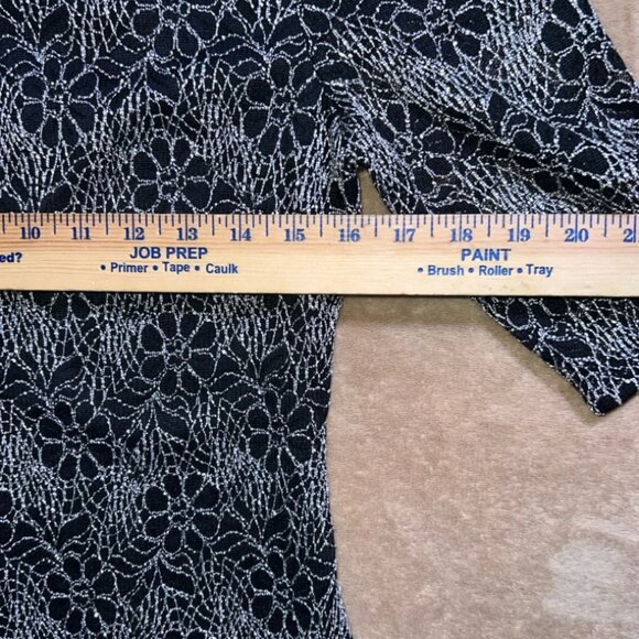 NWT Candalate Women Medium Black White‎ Floral Keyhole Back Fitted Dress (R) - Picture 4 of 10